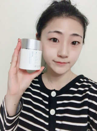 바노바기 코스메틱 바노 잇츠 리얼 화이트닝 데이 & 나이트 크림 — 4.5점을 준 리뷰어가 2017년 3월 올린 사용 사진