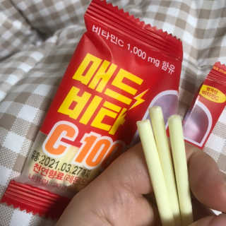매드비타C 1000 — 3점을 준 리뷰어가 2019년 4월 올린 사용 사진