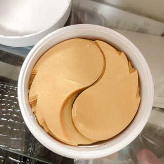 푸츄푸츄 Real repair skin cell premium patch — 3점을 준 리뷰어가 2018년 10월 올린 사용 사진