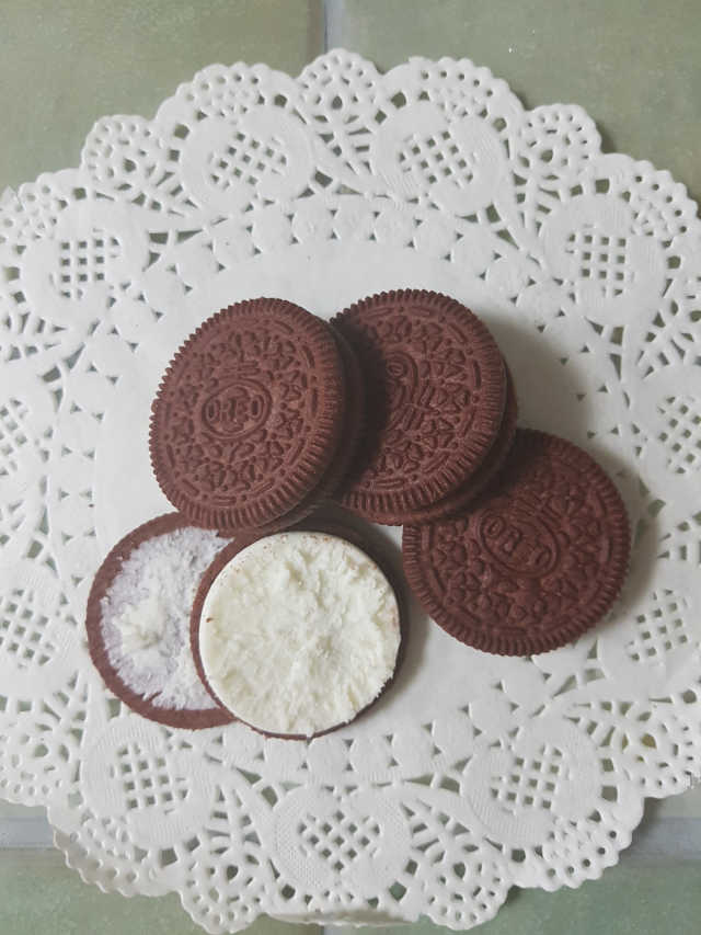 오레오 레드벨벳 리뷰 사진