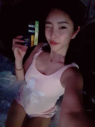 터치인솔 워터프루프와 자외선 철벽방어 바캉스 메이크업 세트 — 5점을 준 리뷰어가 2018년 7월 올린 사용 사진
