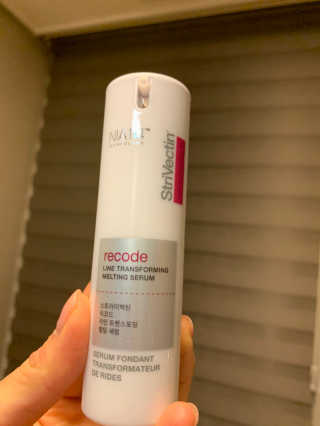 스트라이벡틴 리코드 라인 트랜스포밍 멜팅세럼 30ml — 5점을 준 리뷰어가 2019년 10월 올린 사용 사진