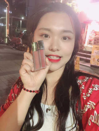 [블랙루즈] 에어 핏 벨벳 틴트4 1+1 — 4.5점을 준 리뷰어가 2019년 7월 올린 사용 사진