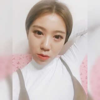 딜라잇18 홀리몰리 글리터라이너 — 5점을 준 리뷰어가 2016년 10월 올린 사용 사진