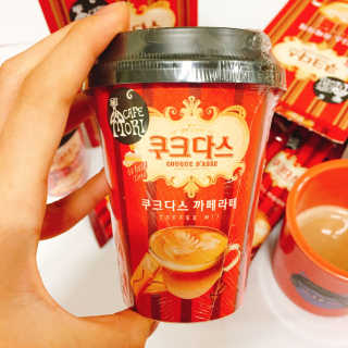 (주)쟈뎅 쟈뎅 까페모리 쿠크다스 까페라떼 — 4.33점을 준 리뷰어가 2017년 11월 올린 사용 사진
