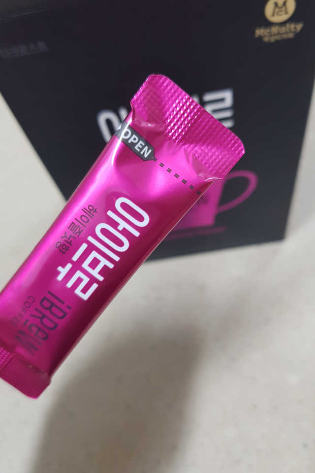 아이브루 헤이즐넛향 100T 리뷰 사진