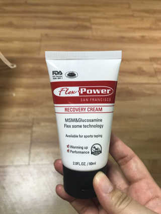 플렉스파워에이더블유에스 리커버리크림 30ml — 3.83점을 준 리뷰어가 2017년 6월 올린 사용 사진