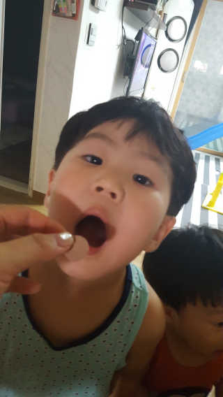 네츄럴굿띵스 퓨어 키즈 멀티비타민 앤 미네랄 30일분 — 4점을 준 리뷰어가 2018년 7월 올린 사용 사진