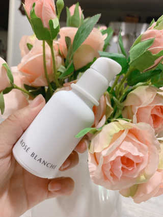 ROSE BLANCHE 로제블랑쉐 인텐시브 수딩 세럼 — 5점을 준 리뷰어가 2019년 7월 올린 사용 사진