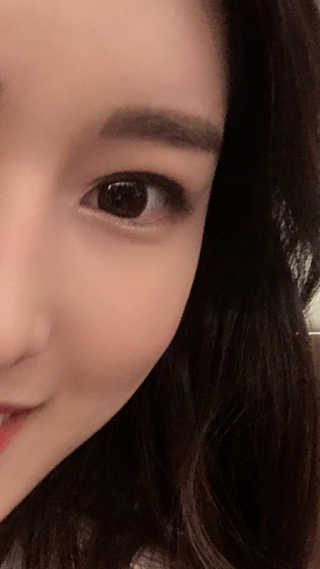 다슈코리아 다슈 솔루션 시카 쉴드 선스틱 — 5점을 준 리뷰어가 2020년 2월 올린 사용 사진