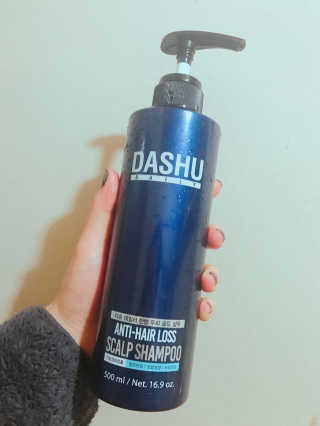다슈코리아 다슈 데일리 한방 두피 골드 샴푸 500ml — 3.67점을 준 리뷰어가 2017년 12월 올린 사용 사진