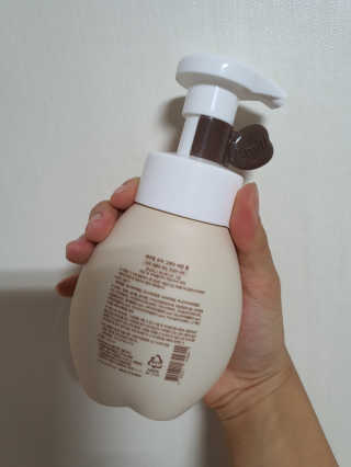 에이밀 슈퍼 그레인 버블 폼 200ml — 4점을 준 리뷰어가 2019년 9월 올린 사용 사진