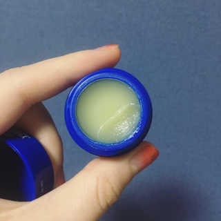 블리스텍스 딥 리뉴얼,  립 메덱스 립밤 2종 — 5점을 준 리뷰어가 2019년 9월 올린 사용 사진