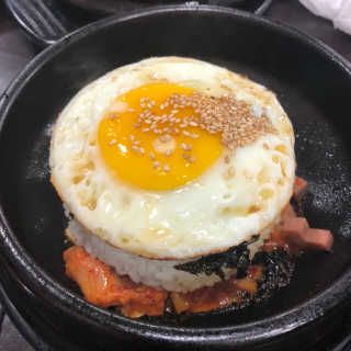 [두툼갈비] 두툼갈비 2인분 + 매콤치즈버섯 set — 4.67점을 준 리뷰어가 2018년 8월 올린 사용 사진