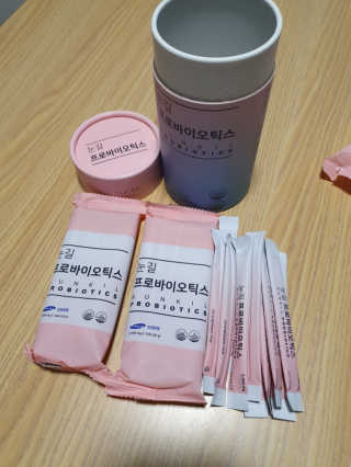 눈길 프로바이오틱스 눈길 콜라겐 프로바이오틱스 — 3점을 준 리뷰어가 2019년 11월 올린 사용 사진