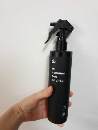 PEACE MOMENT 피스모먼트 인세컨즈포키친 320mL 천연살균소독제 — 3점을 준 리뷰어가 2019년 2월 올린 사용 사진