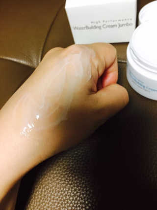 맨즈스킨 워터빌딩크림 점보 — 5점을 준 리뷰어가 2017년 6월 올린 사용 사진