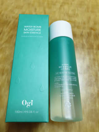 오지아이 워터 밤 모이스처 스킨 에센스 180ml — 4.5점을 준 리뷰어가 2019년 12월 올린 사용 사진