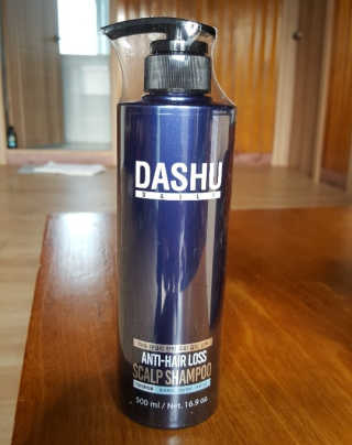다슈코리아 다슈 데일리 단백질 한방 두피 골드 샴푸 500ml — 5점을 준 리뷰어가 2018년 11월 올린 사용 사진