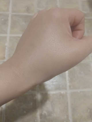 지고트 미네랄 UV 스네일 쿠션 리필포함 — 4점을 준 리뷰어가 2018년 12월 올린 사용 사진