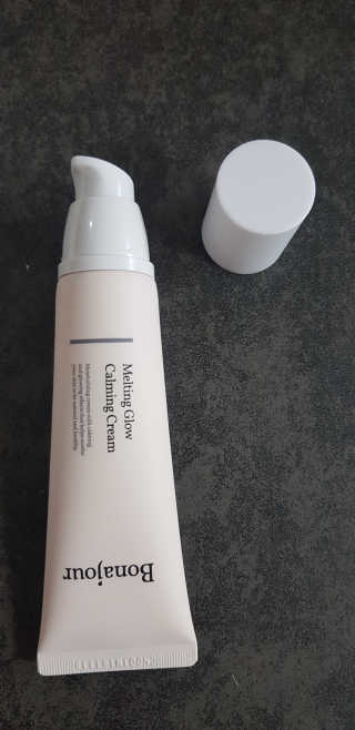 보나쥬르 멜팅 글로우 카밍 크림 50ml — 4.5점을 준 리뷰어가 2020년 1월 올린 사용 사진