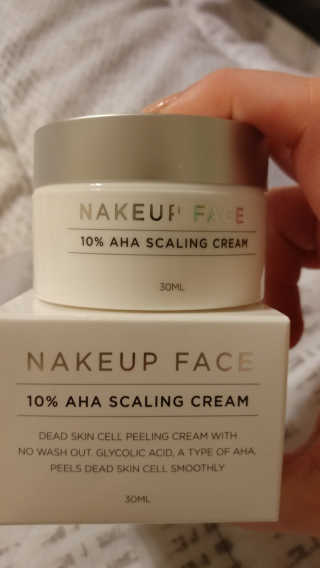 네이크업페이스 10 % AHA 스케일링 크림 — 5점을 준 리뷰어가 2018년 11월 올린 사용 사진