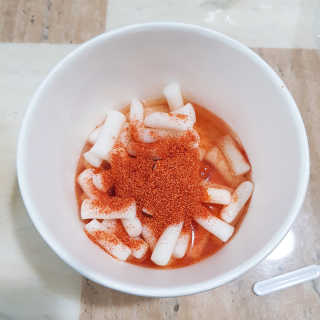 청담동말자싸롱 말자네떡볶이4EA말자네빠삭빠삭감튀5EA — 5점을 준 리뷰어가 2019년 1월 올린 사용 사진