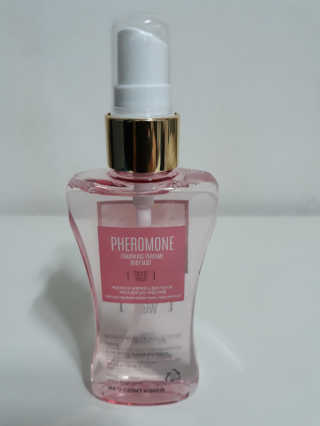 레드컨테이너 페로몬향 퍼퓸 바디미스트 80ml — 5점을 준 리뷰어가 2020년 2월 올린 사용 사진