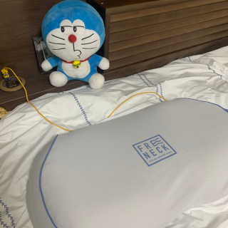 아임슬리핑 프리넥 참편한 메모리폼 경추베개 — 4점을 준 리뷰어가 2020년 1월 올린 사용 사진