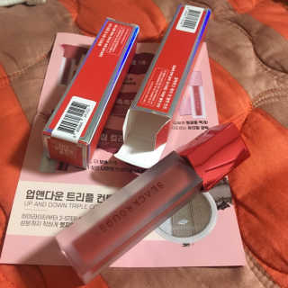 [블랙루즈] 에어 핏 벨벳틴트 시즌1 7종 중 택1+랜덤1 — 4.67점을 준 리뷰어가 2018년 11월 올린 사용 사진