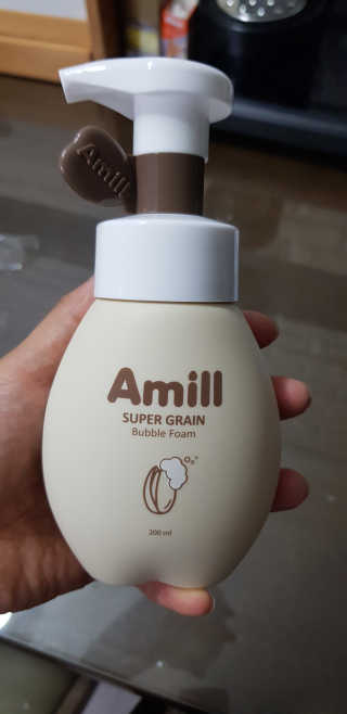 에이밀 슈퍼 그레인 버블 폼 200ml — 5점을 준 리뷰어가 2019년 9월 올린 사용 사진