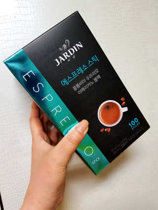 (주)쟈뎅 쟈뎅 에스프레소 스틱 아메리카노 블랙 — 5점을 준 리뷰어가 2018년 10월 올린 사용 사진