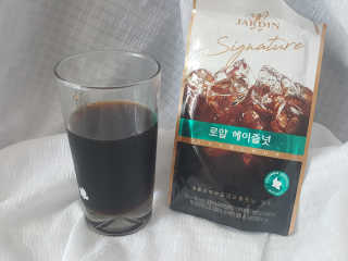 (주)쟈뎅 쟈뎅 시그니처 블랙, 헤이즐넛 230ml — 5점을 준 리뷰어가 2018년 7월 올린 사용 사진