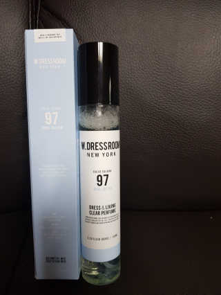 더블유드레스룸 드레스퍼퓸 150ml — 4.33점을 준 리뷰어가 2018년 10월 올린 사용 사진
