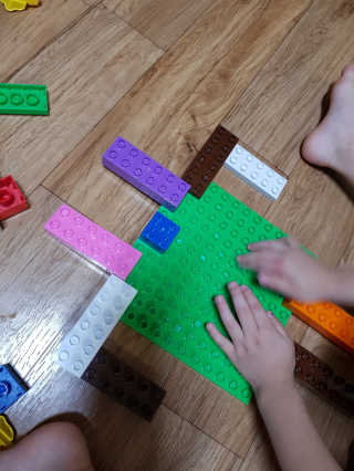 햇님토이 크레용 블럭, 비비드 파스텔 색상 150PCS — 4.75점을 준 리뷰어가 2018년 10월 올린 사용 사진