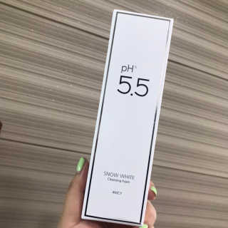 포므시 스노우화이트클렌징폼pH5.5 — 4점을 준 리뷰어가 2019년 8월 올린 사용 사진