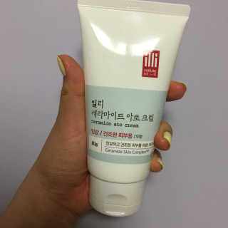 일리윤 세라마이드 아토 집중 크림 — 5점을 준 리뷰어가 2017년 6월 올린 사용 사진