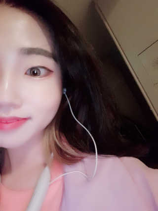 [블랙루즈] POOL-PARTY 철벽 펜 라이너 2종 중 택1 — 4점을 준 리뷰어가 2019년 6월 올린 사용 사진