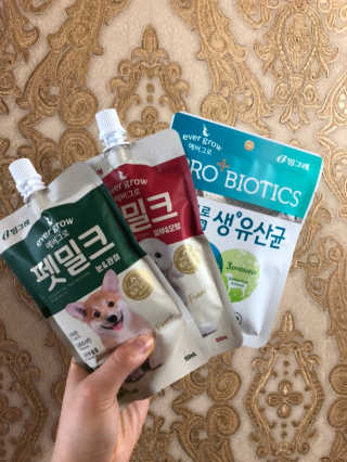 [빙그레] 에버그로 생유산균 1봉（10포입）+펫밀크2팩 — 5점을 준 리뷰어가 2019년 5월 올린 사용 사진