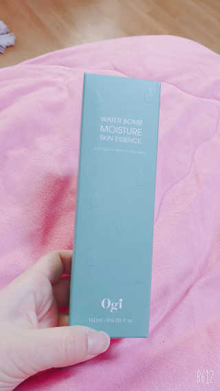 오지아이 워터 밤 모이스처 스킨 에센스 180ml — 5점을 준 리뷰어가 2020년 2월 올린 사용 사진