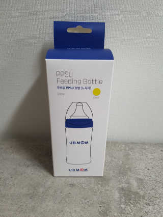 유비맘 PPSU 젖병 노꼭지_200ml_컬러 랜덤 발송 — 5점을 준 리뷰어가 2019년 12월 올린 사용 사진