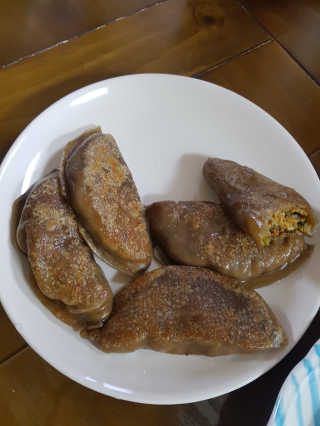 유천냉면 유천 비빔냉면 2인분+메밀지짐만두 280g — 5점을 준 리뷰어가 2018년 6월 올린 사용 사진