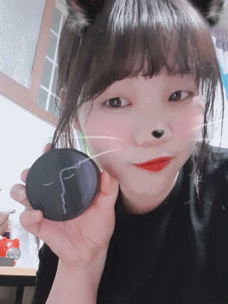 자빈드서울 윙크 파운데이션 팩트 — 2점을 준 리뷰어가 2019년 6월 올린 사용 사진