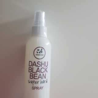 다슈코리아 다슈 포 맨 프리미엄 메가 홀드 슈퍼 스프레이 250ml — 5점을 준 리뷰어가 2018년 10월 올린 사용 사진