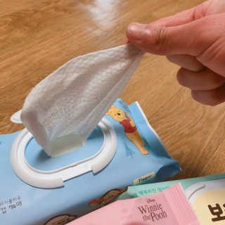 보솜이 아기물티슈 베이비케어 푸에디션 캡 74매 10입 — 4점을 준 리뷰어가 2019년 4월 올린 사용 사진