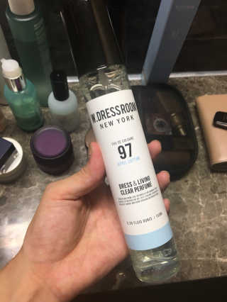 더블유드레스룸 드레스퍼퓸 150ml — 4.83점을 준 리뷰어가 2018년 8월 올린 사용 사진