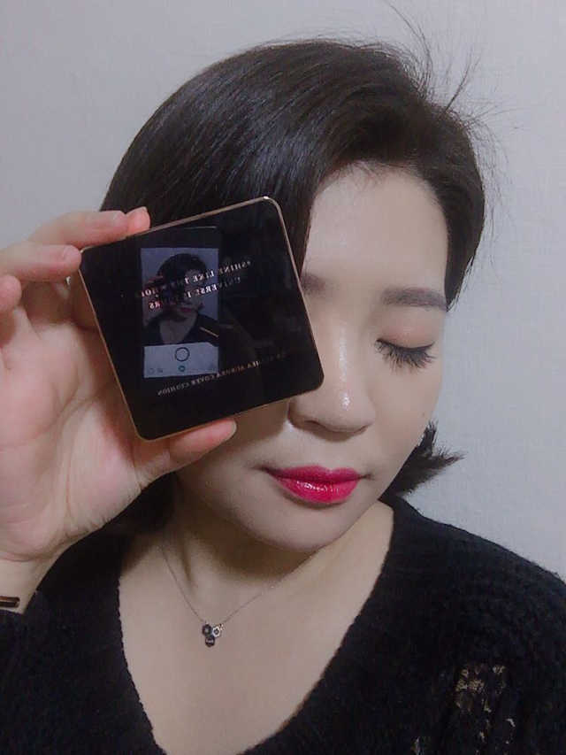 오로라 커버 쿠션 모이스쳐 리뷰 사진
