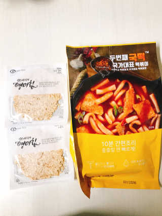 두번째 국떡 국가대표 떡볶이 1팩 + 영미칩 2봉 증정 — 5점을 준 리뷰어가 2019년 2월 올린 사용 사진