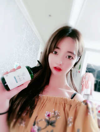 이슬품은나 알로에 베라 듀 수딩젤 250g — 5점을 준 리뷰어가 2019년 8월 올린 사용 사진