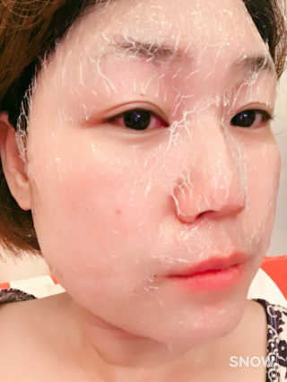 23years old 인쎄라 실프팅 쁘띠 마스크(5장) — 5점을 준 리뷰어가 2017년 5월 올린 사용 사진